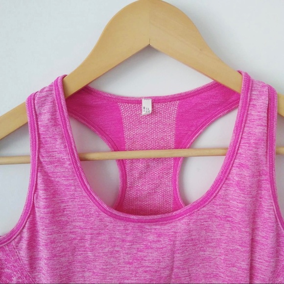 AEO Neon Pink Workout Tank - Picture 3 of 3